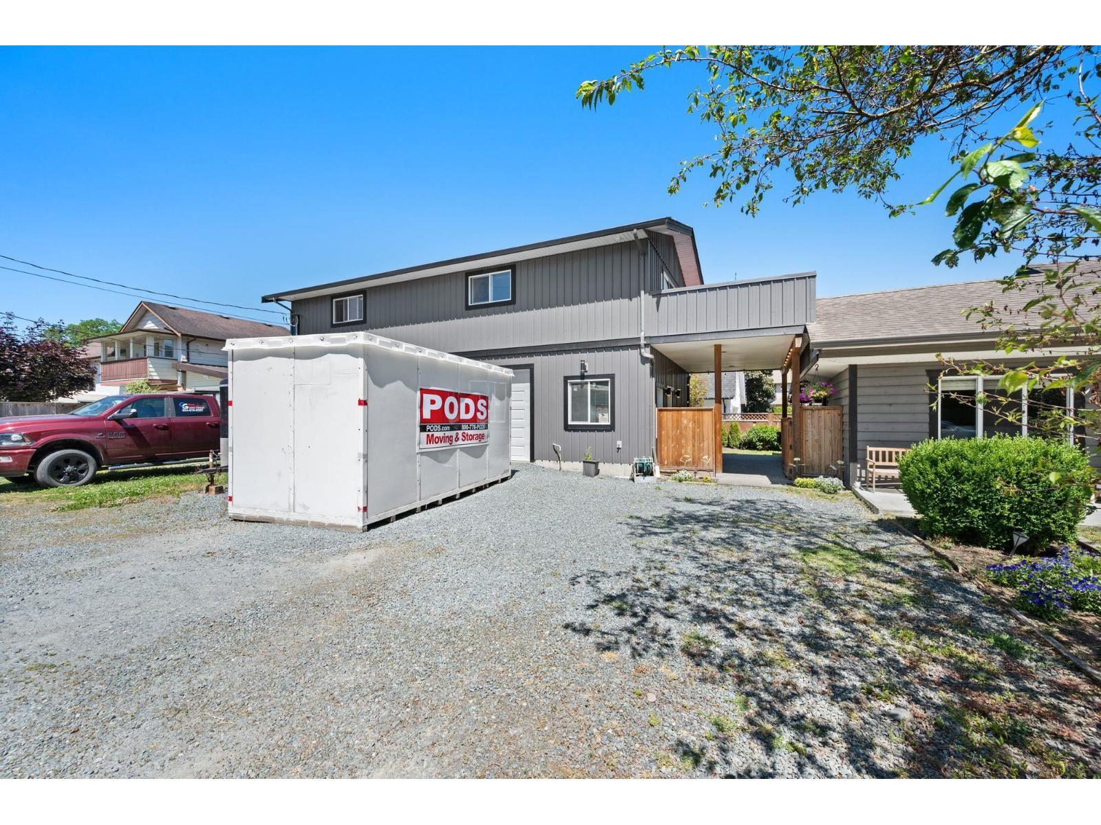 10141 GILLANDERS ROAD, East Chilliwack