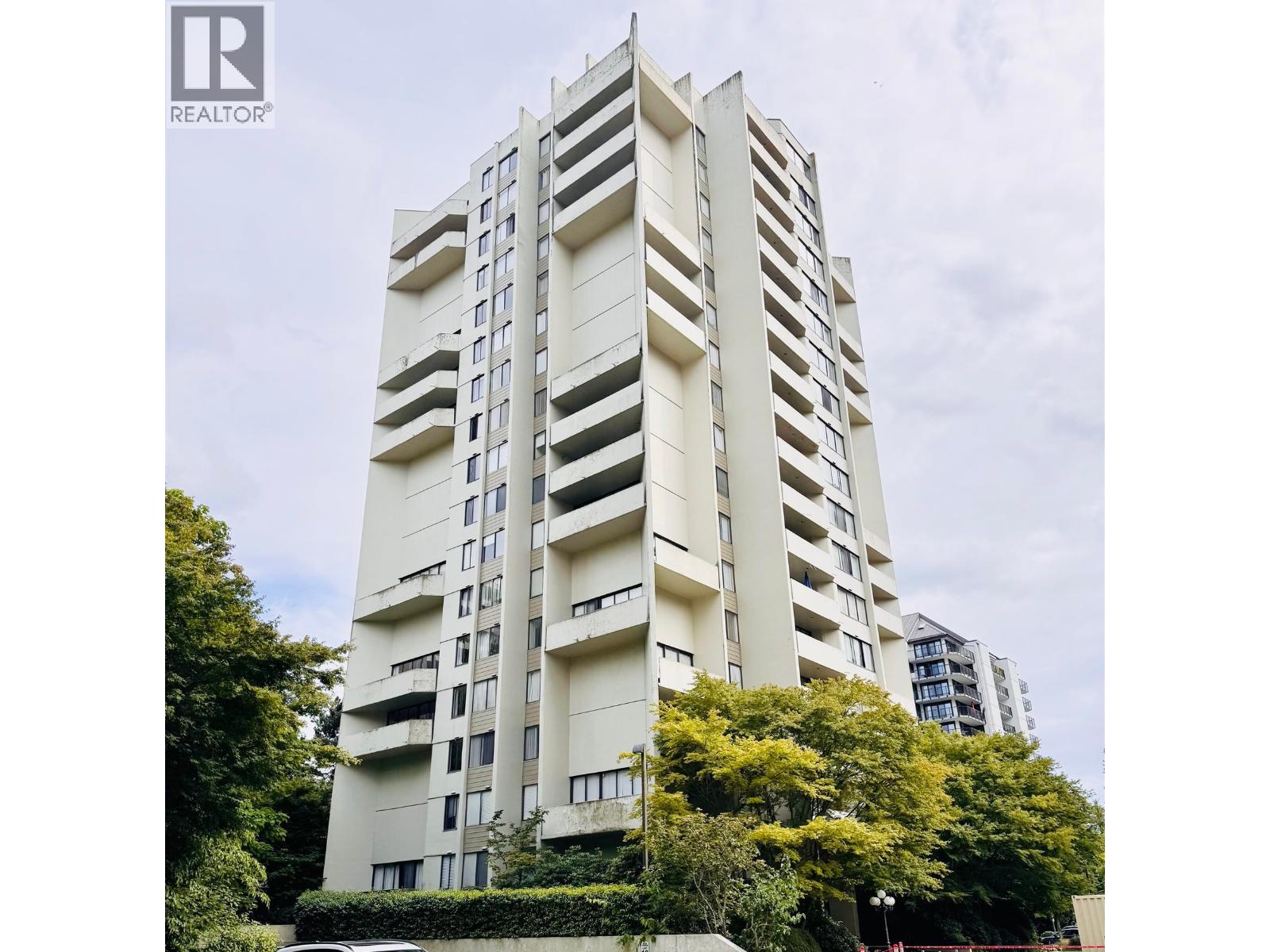 1704 4105 MAYWOOD STREET