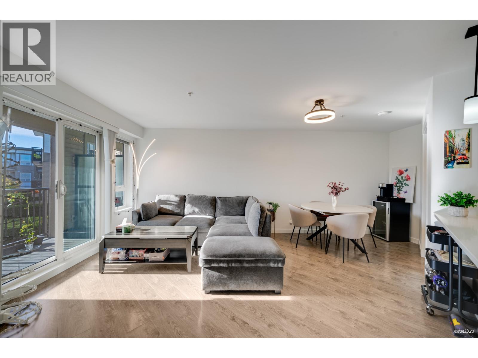 316 - 12339 STEVESTON HIGHWAY