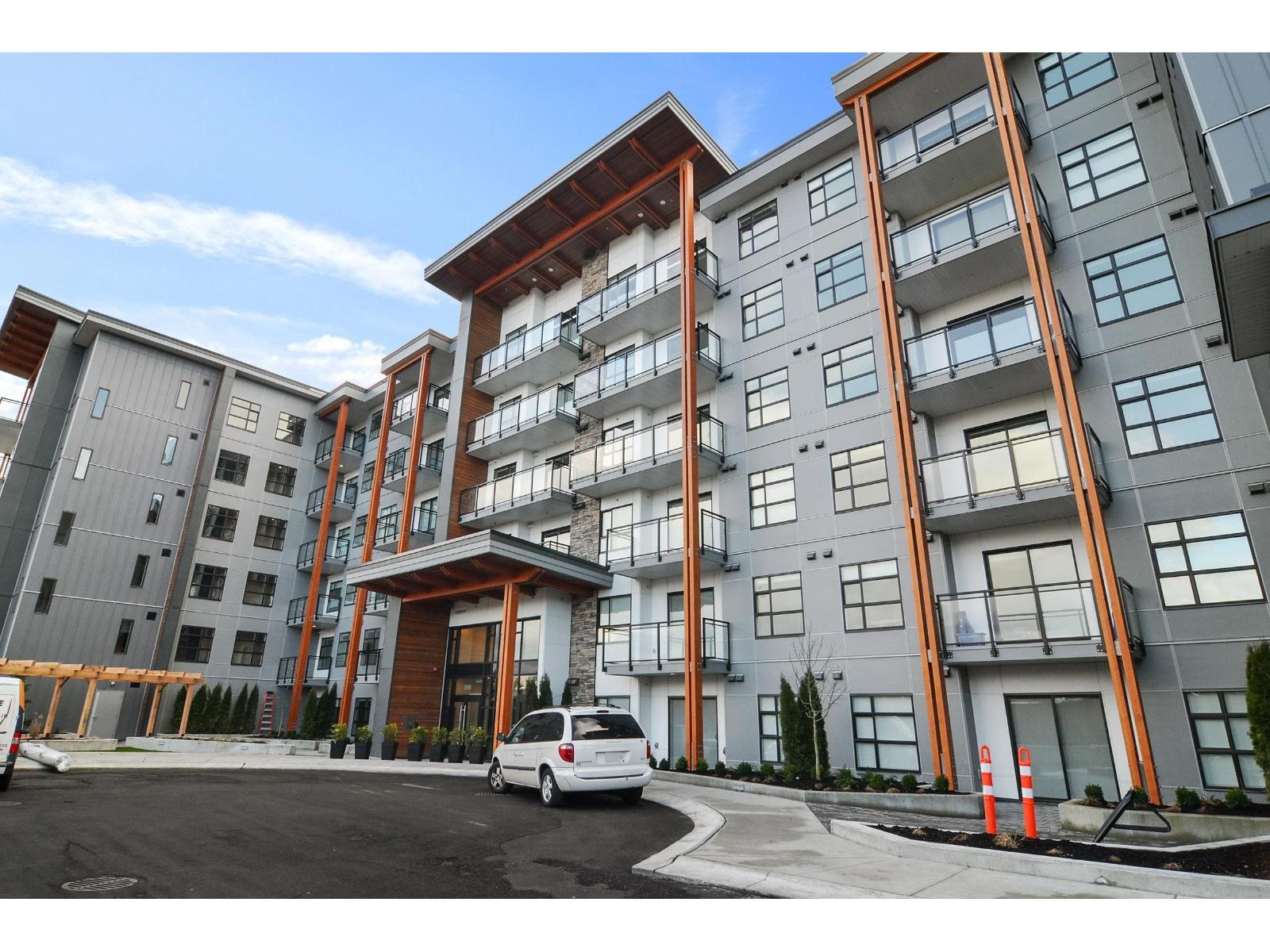 407 6960 NICHOLSON ROAD