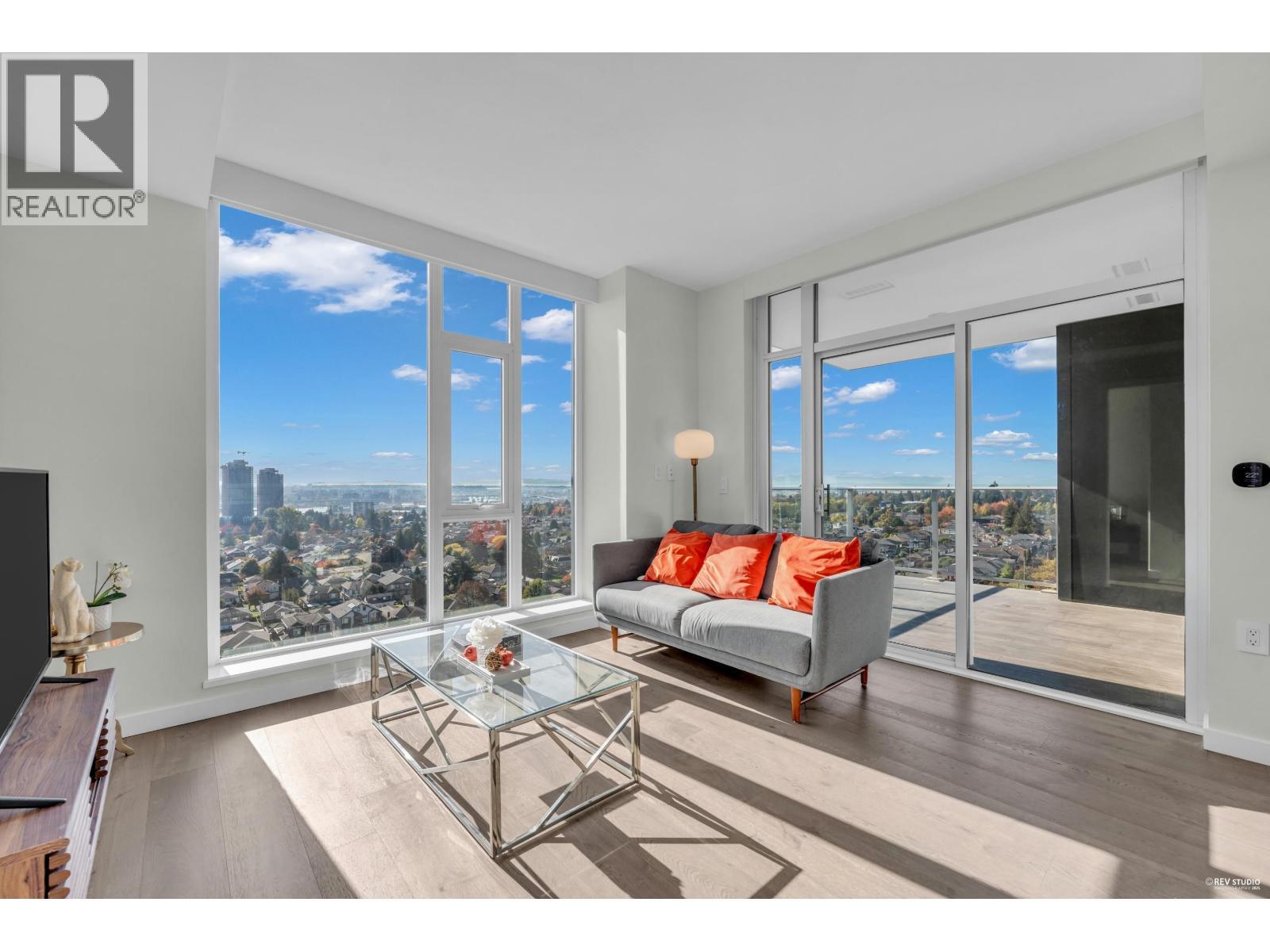 1504 - 7418 PAULSON STREET