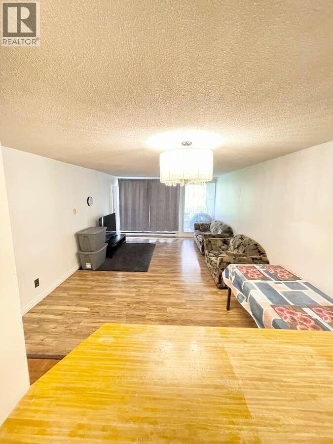 219 - 9300 GLENACRES DRIVE