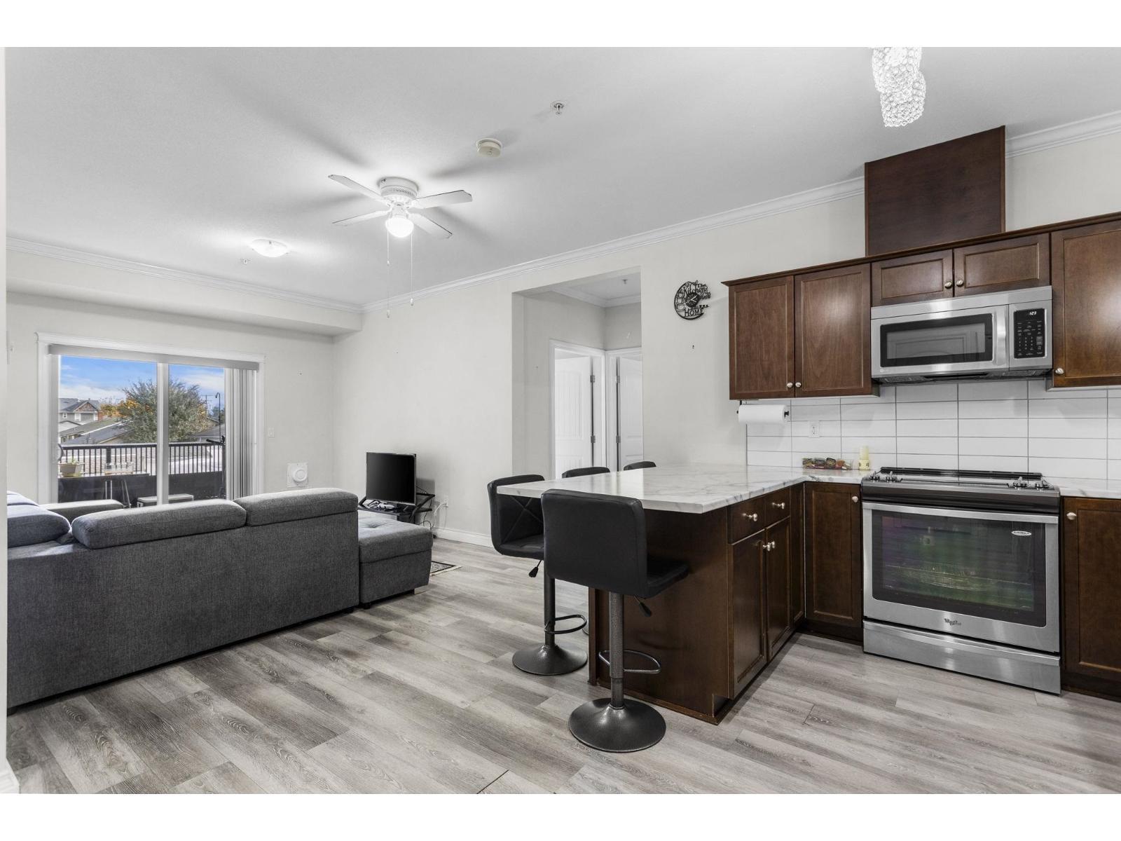 110 46053 CHILLIWACK CENTRAL ROAD, Chilliwack Proper South