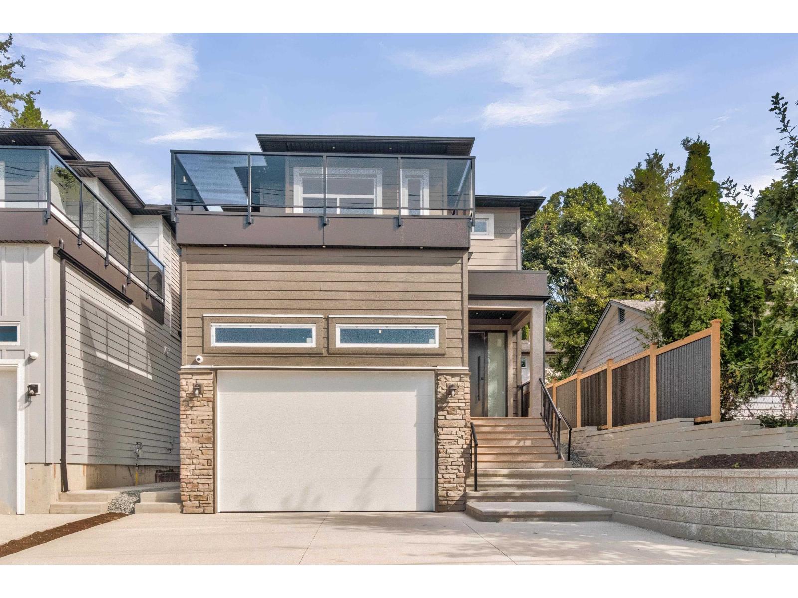 B 32729 FRASER CRESCENT