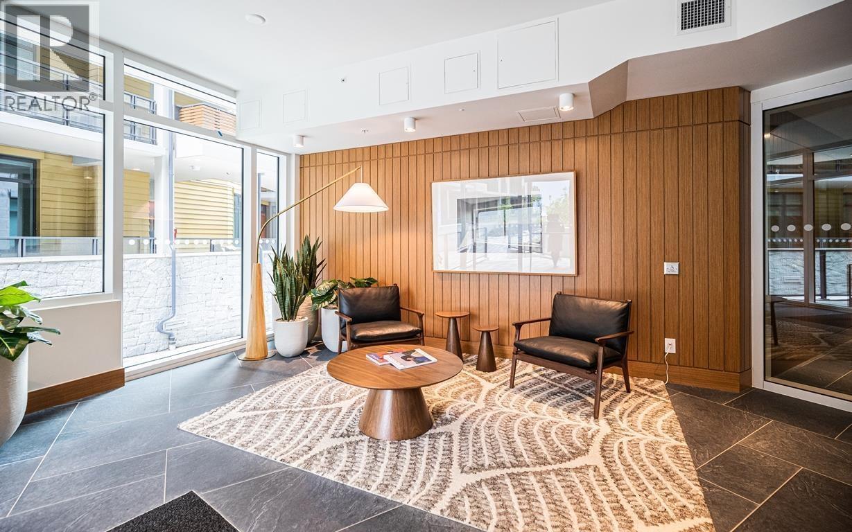 302 6699 NELSON AVENUE