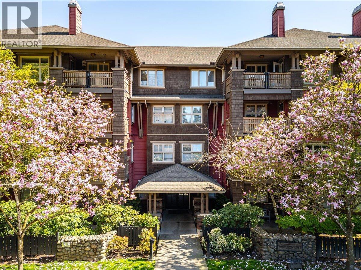 107 675 PARK CRESCENT