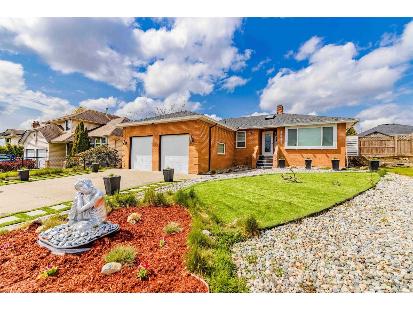 3097 GOLDFINCH STREET