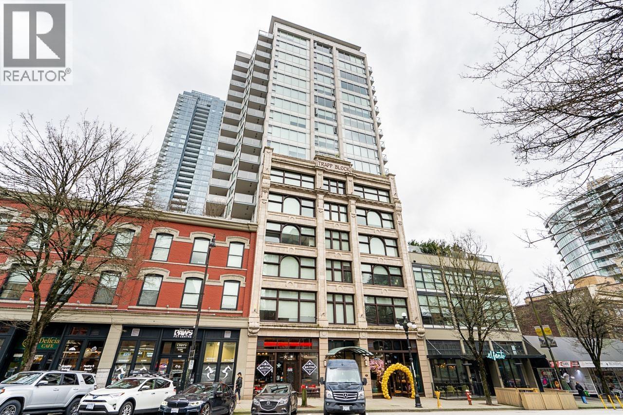 1104 668 COLUMBIA STREET