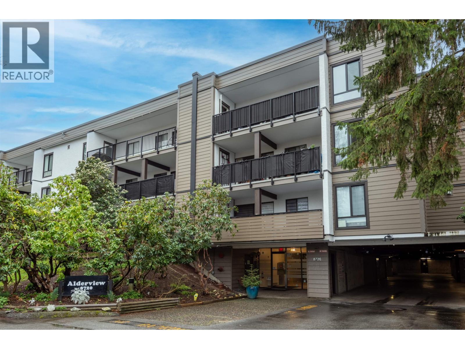 313 - 8720 NO. 1 ROAD