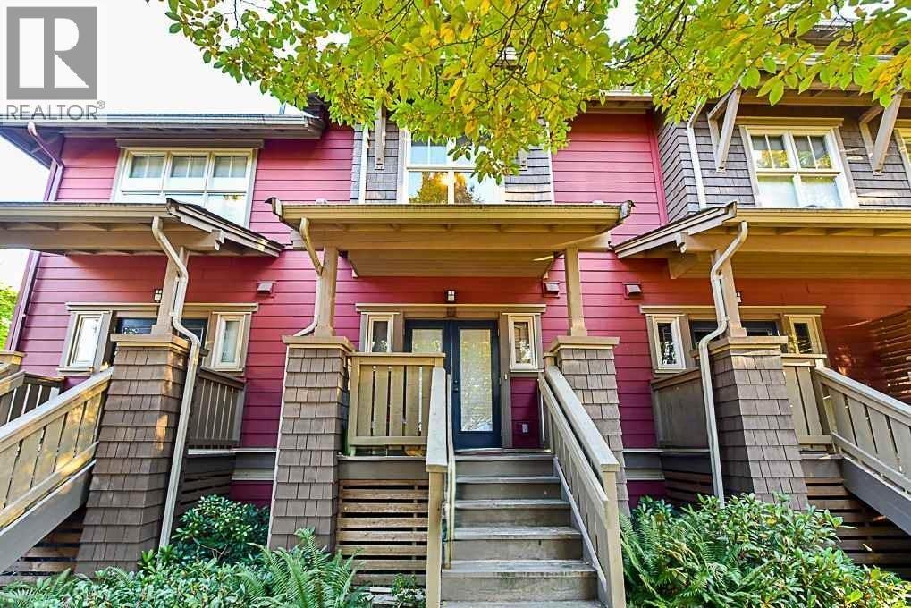 112 675 PARK CRESCENT