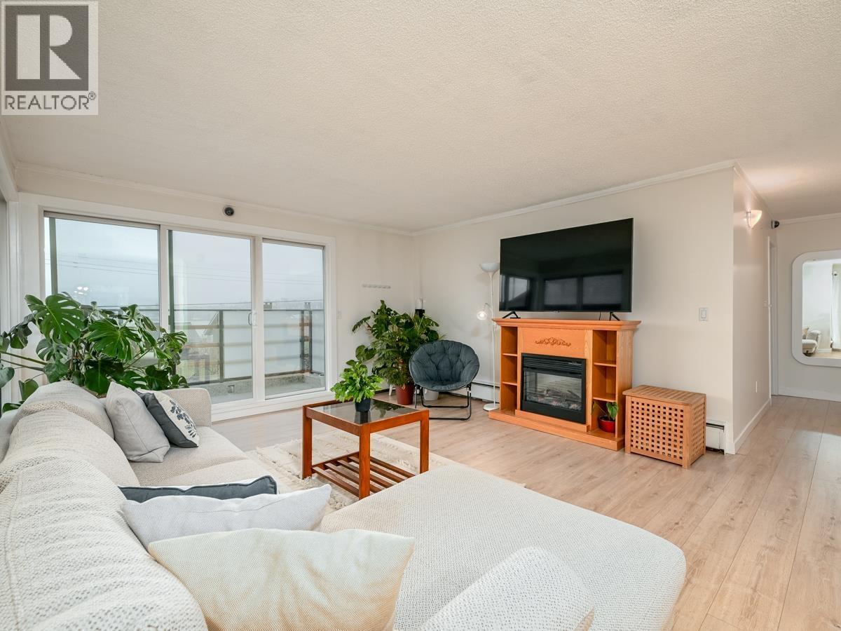 201 - 2336 WALL STREET