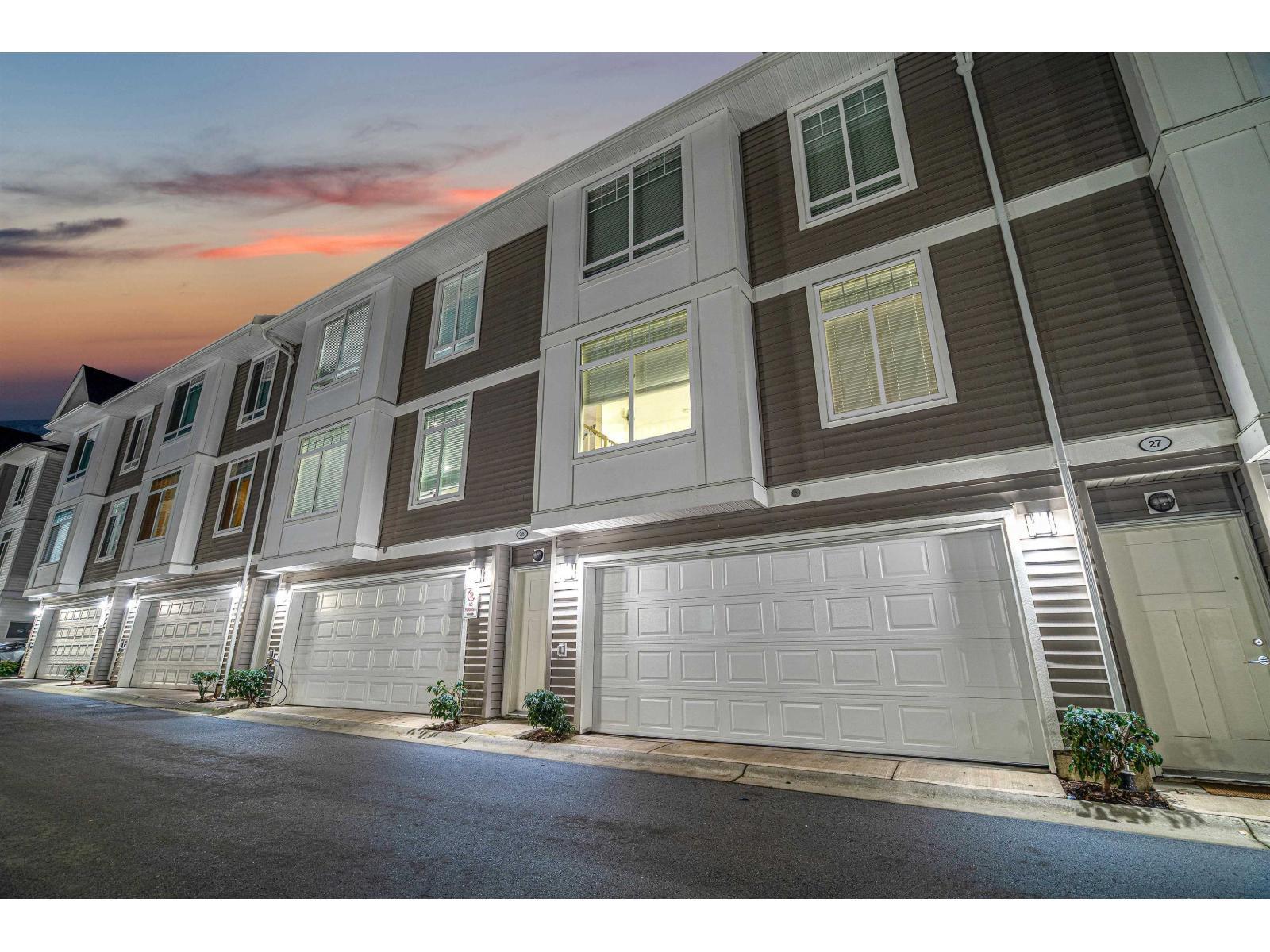 26 - 11267 133 STREET