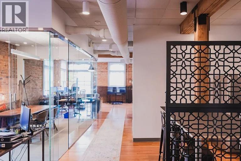 100 26 FOURTH STREET