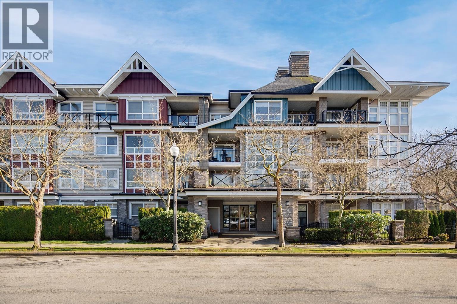 401 - 7088 MONT ROYAL SQUARE