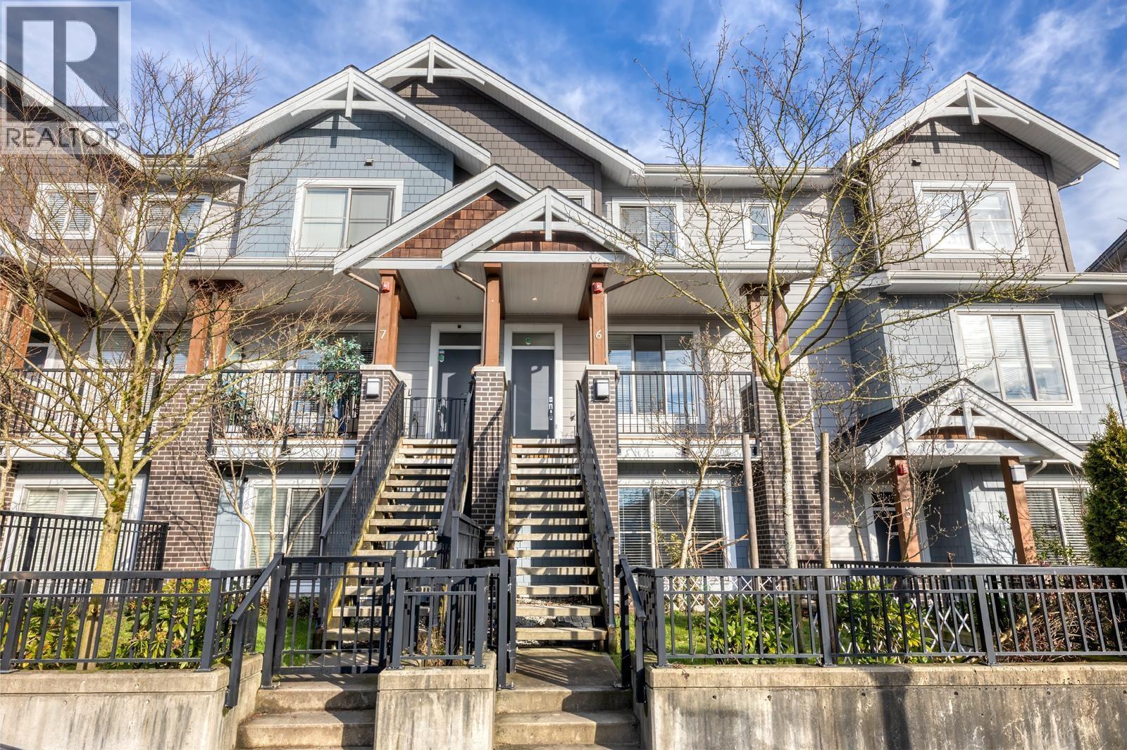 6 2145 PRAIRIE AVENUE