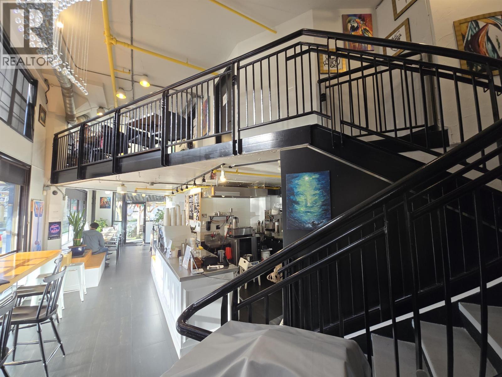 109 - 1701 POWELL STREET