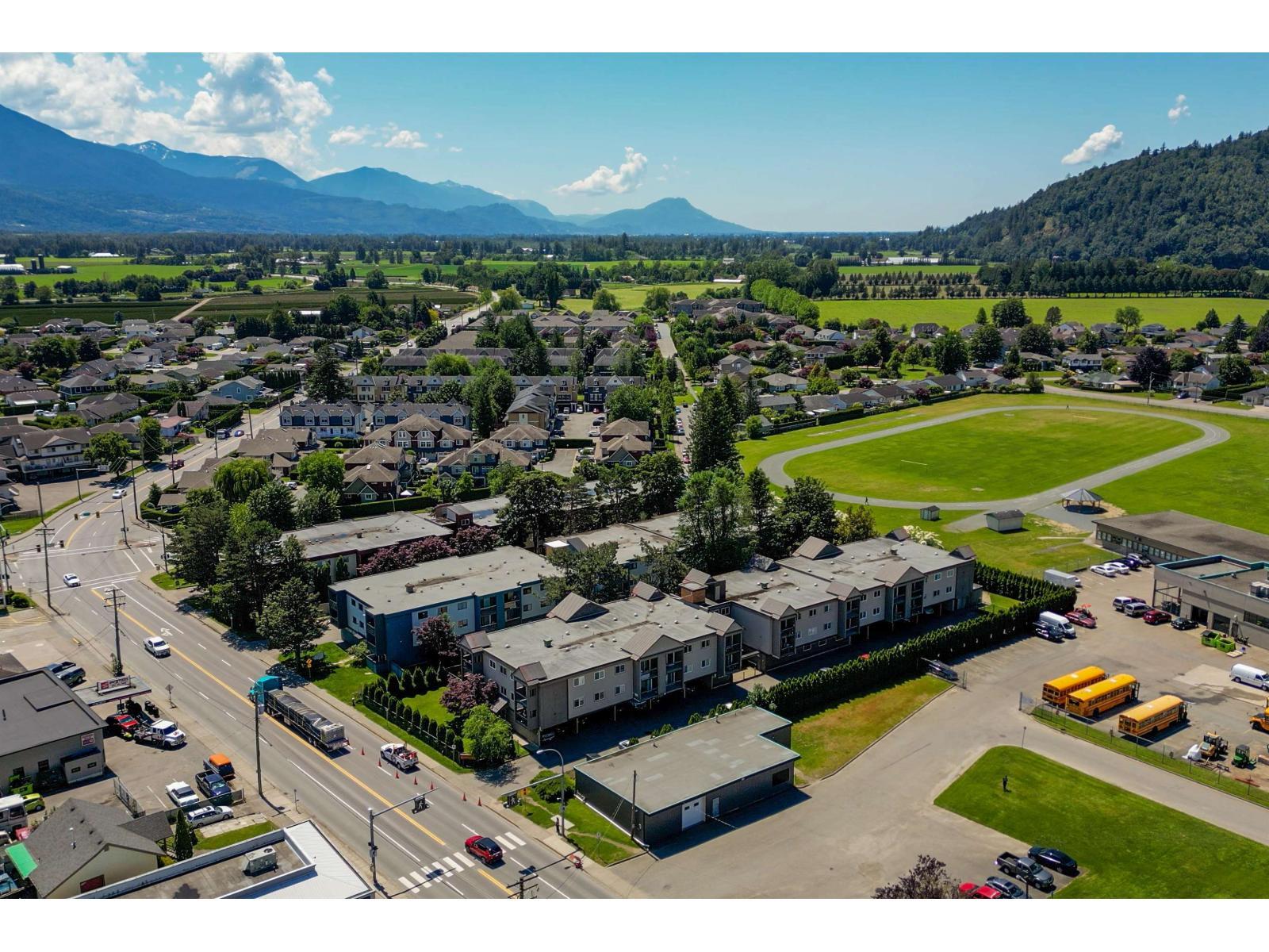 133 1783 AGASSIZ-ROSEDALE NO 9 HIGHWAY, Agassiz