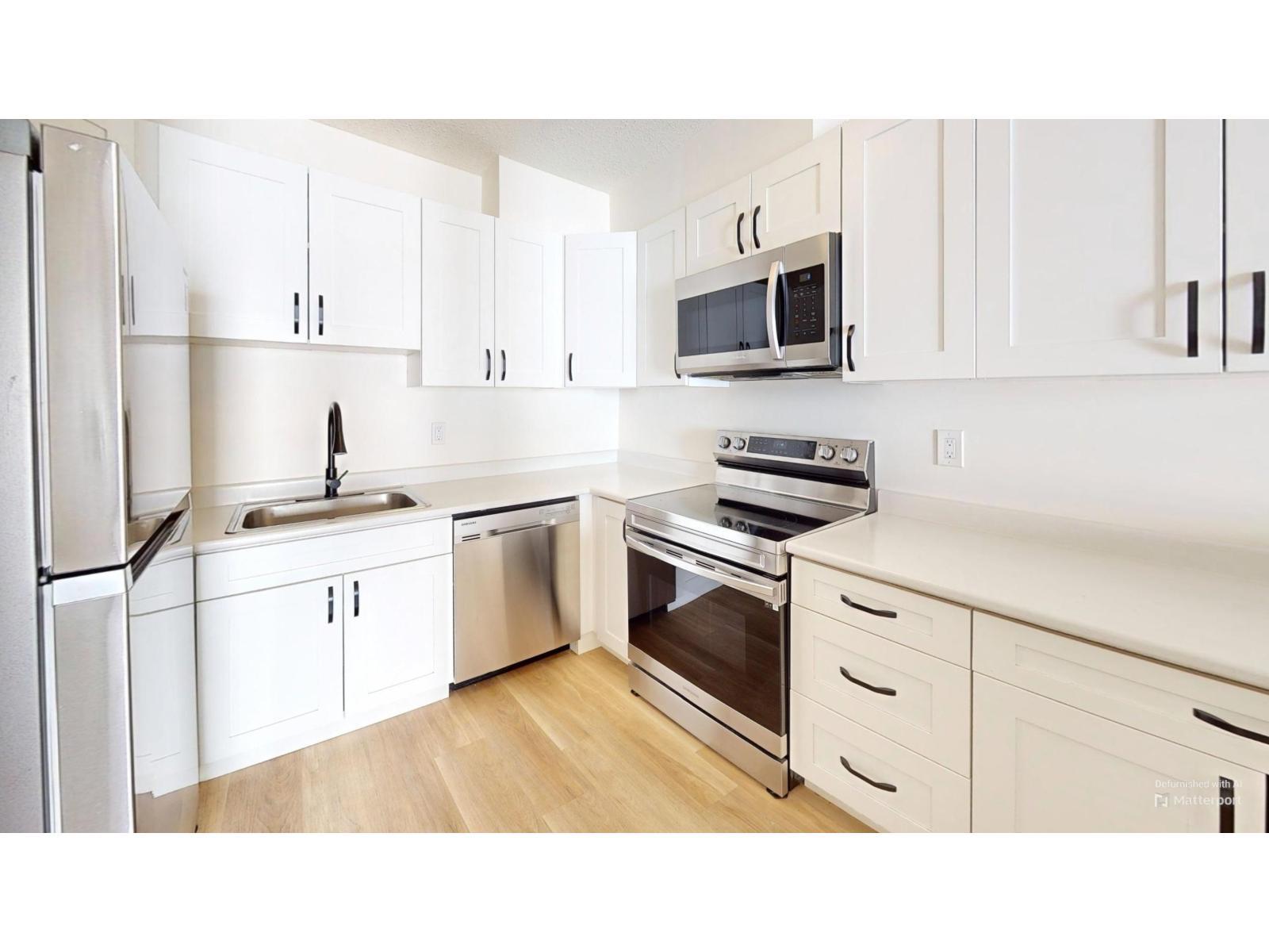 205 45749 SPADINA AVENUE, Chilliwack Downtown