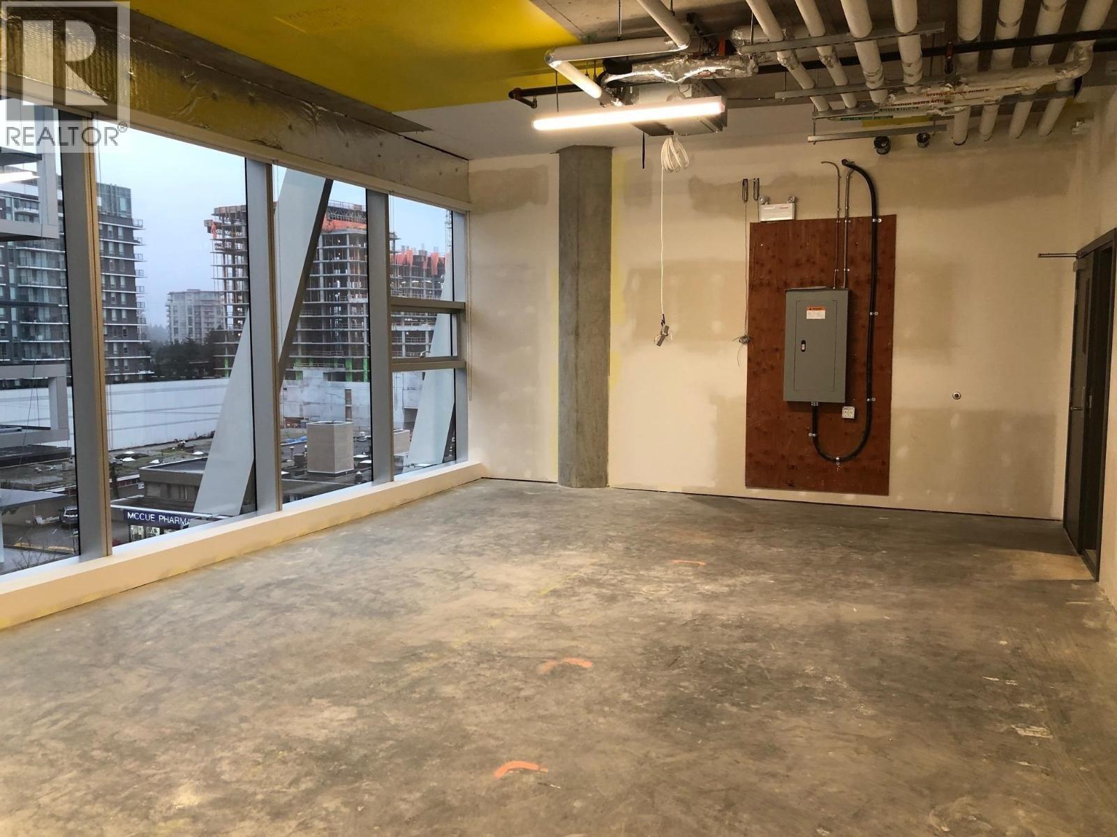 600 - 6388 NO. 3 ROAD