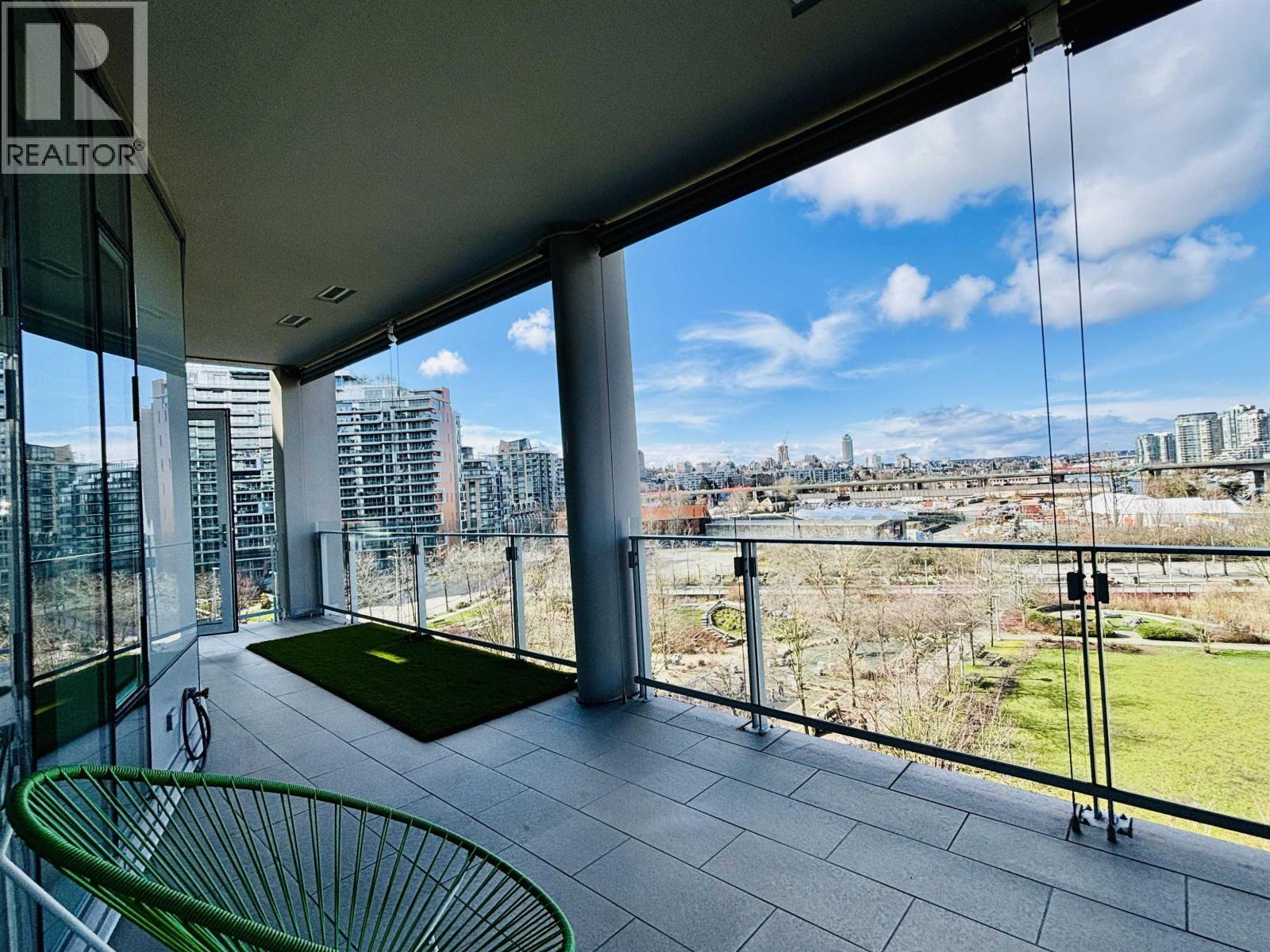 604 - 1616 COLUMBIA STREET