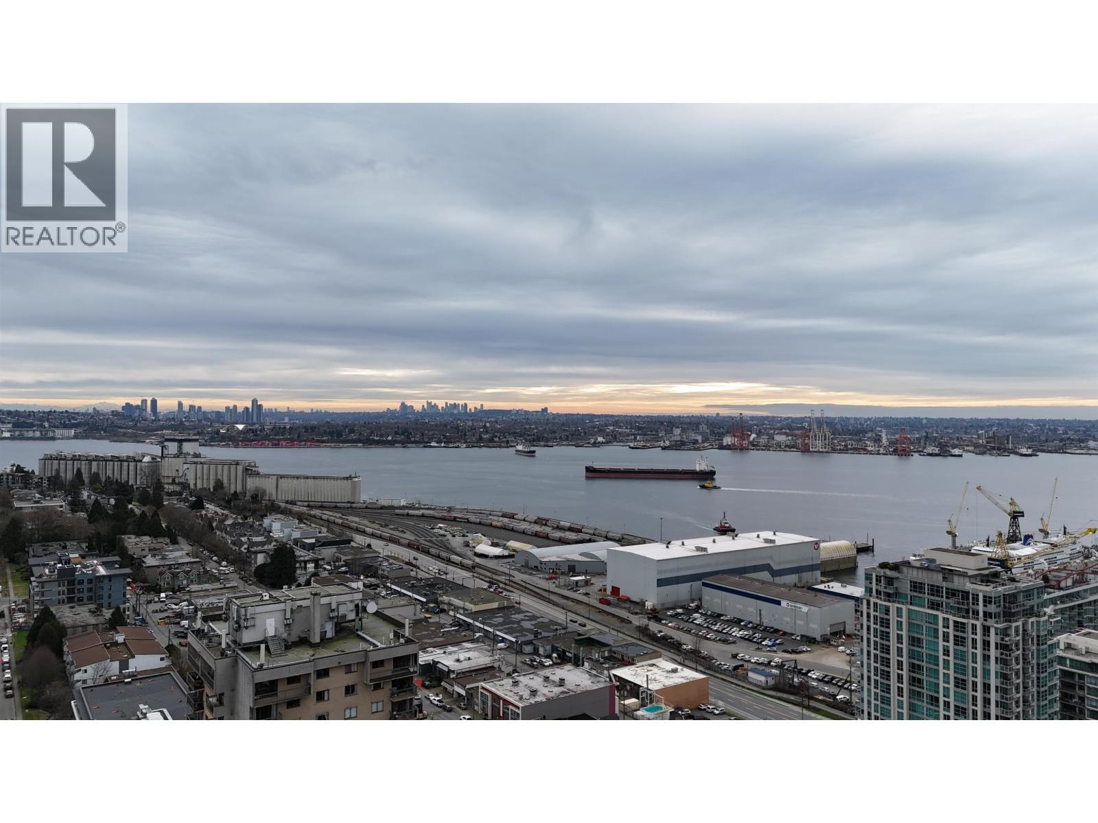 204 - 155 E 3RD STREET