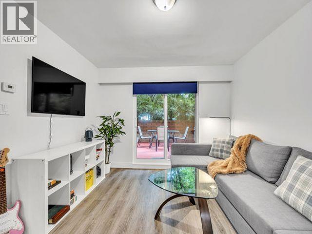 107 215 N TEMPLETON DRIVE