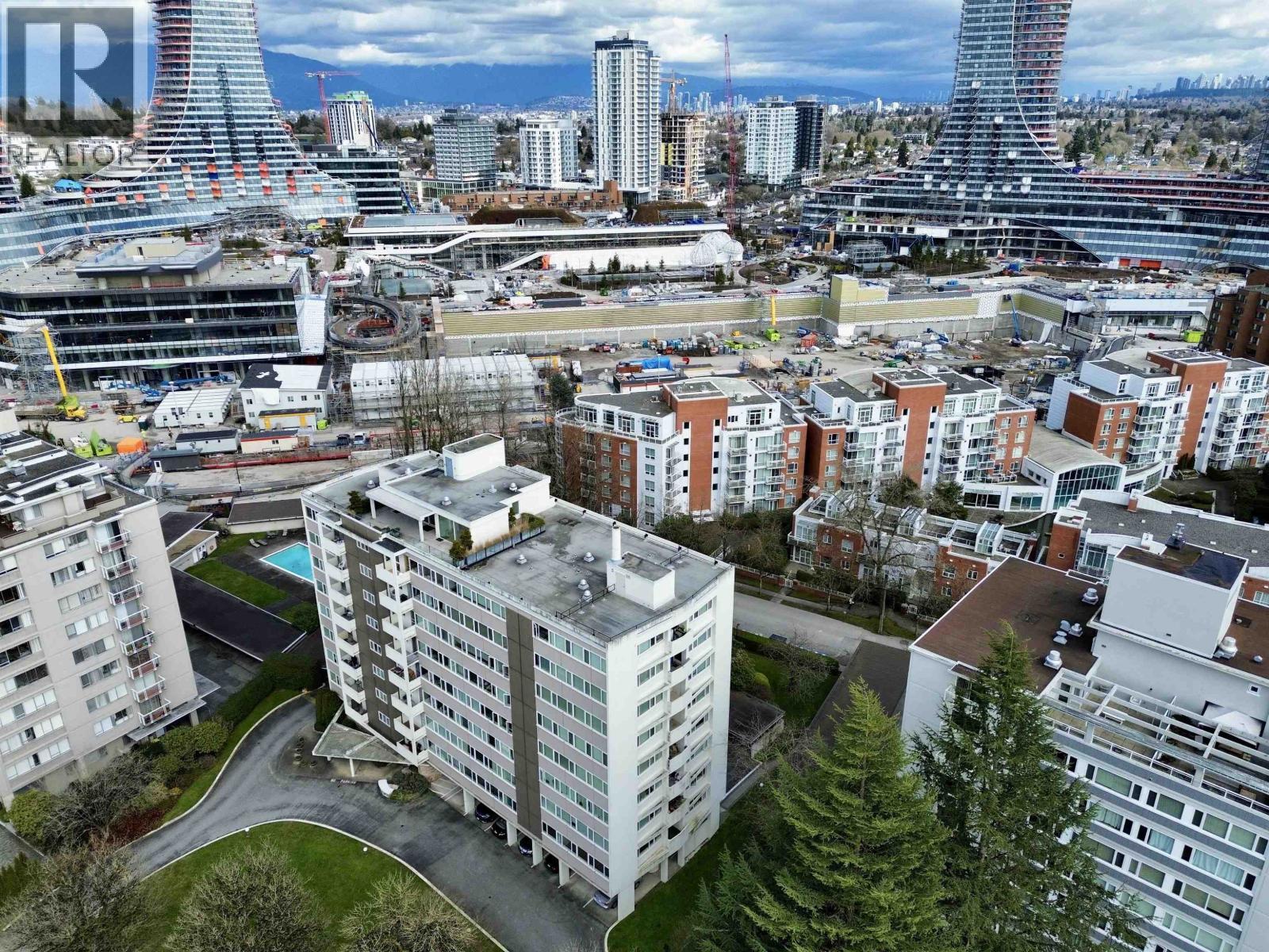 204 - 6026 TISDALL STREET