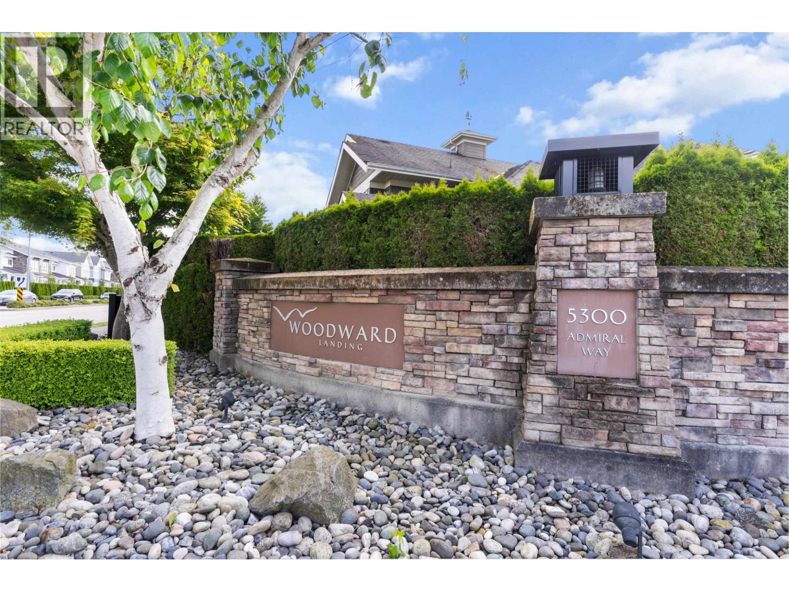 39 5300 ADMIRAL WAY