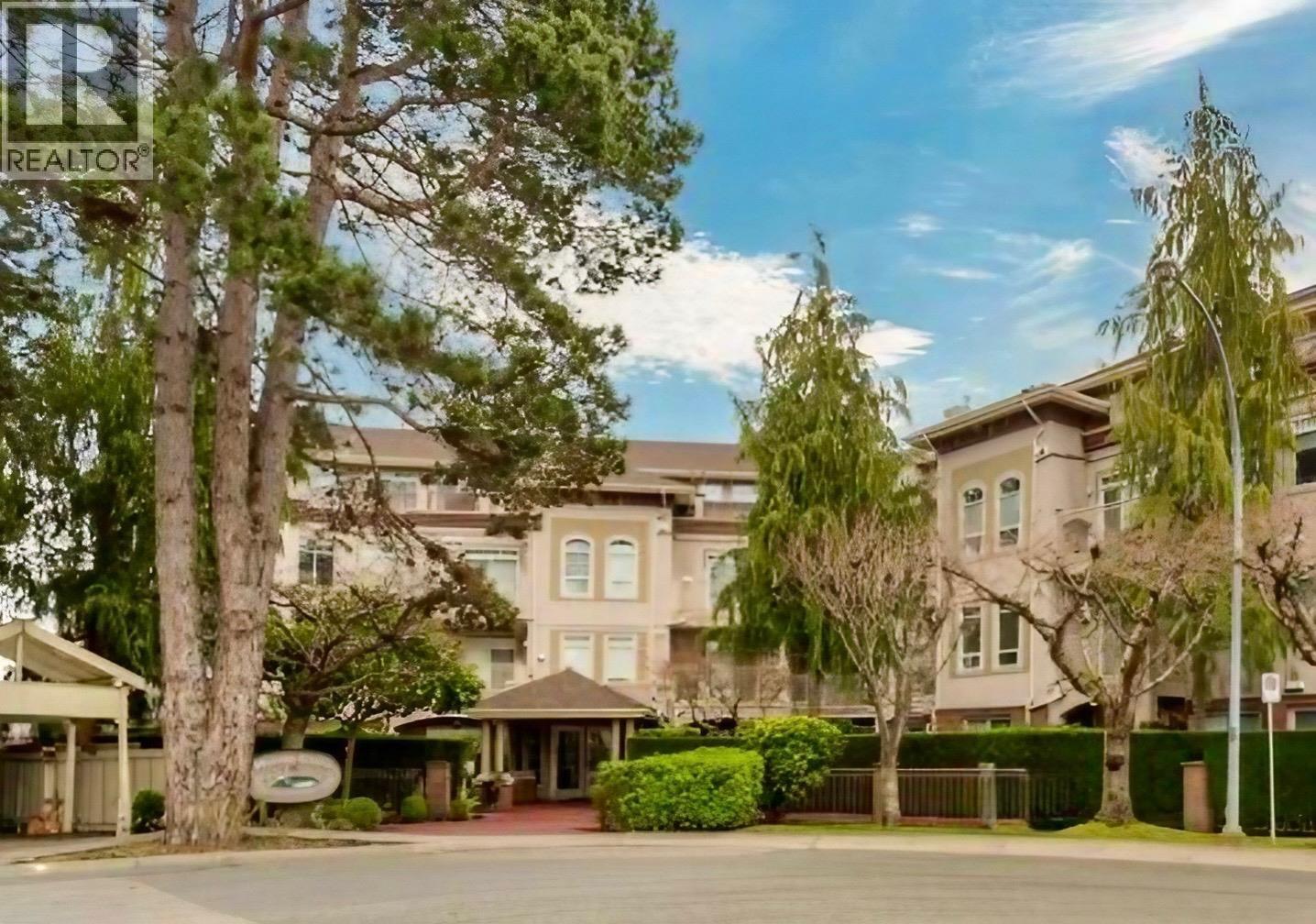 402 1300 HUNTER ROAD