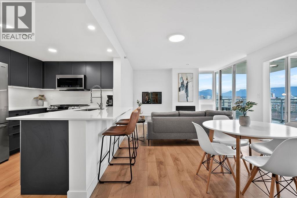 1302 - 120 MILROSS AVENUE