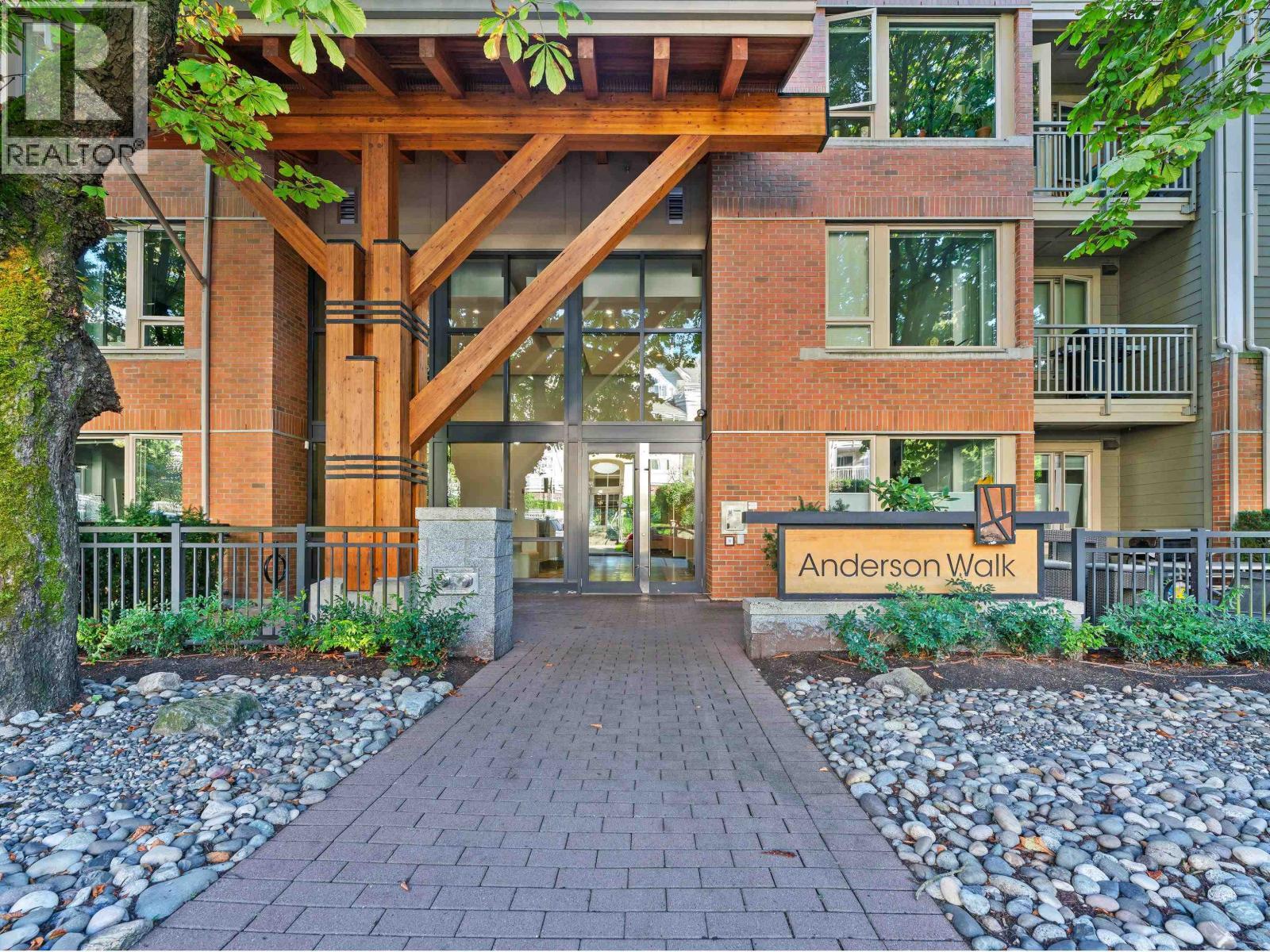 425 119 W 22ND STREET