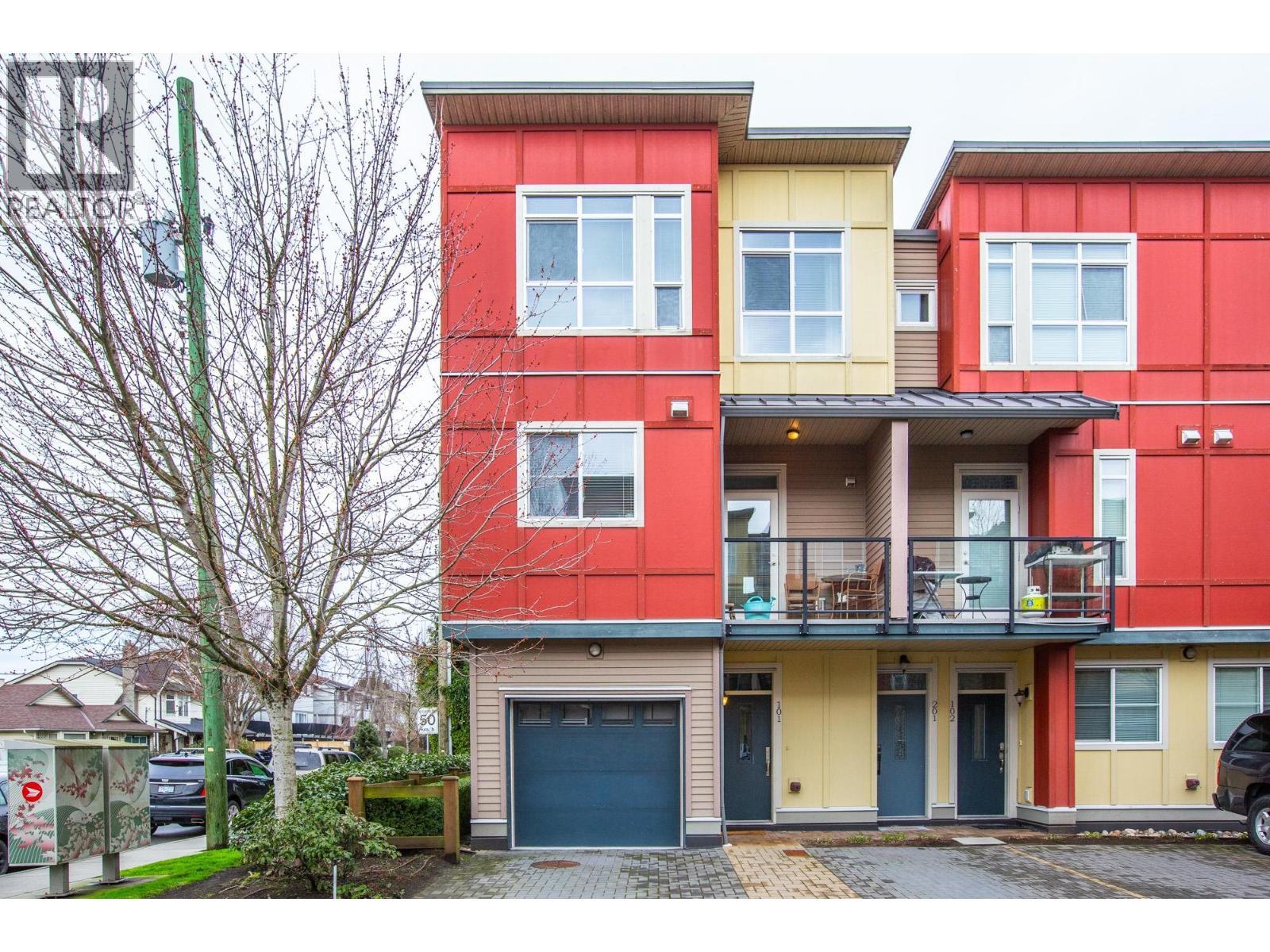 101 4808 LINDEN DRIVE