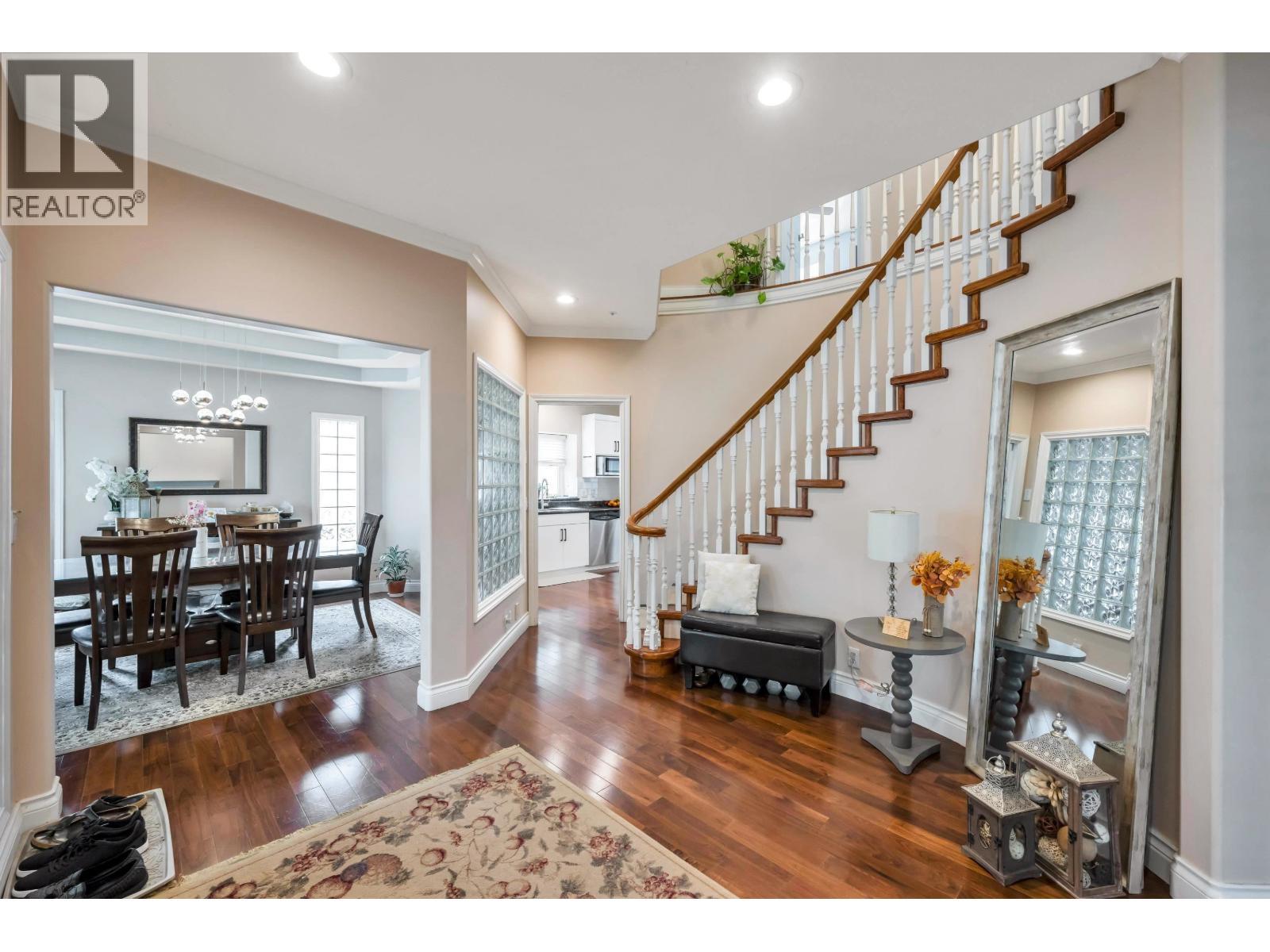 6271 ARLINGTON STREET