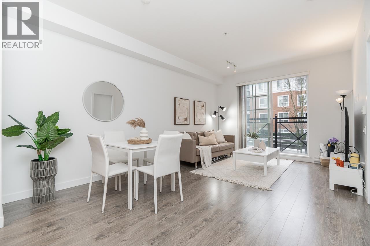 213 618 COMO LAKE AVENUE