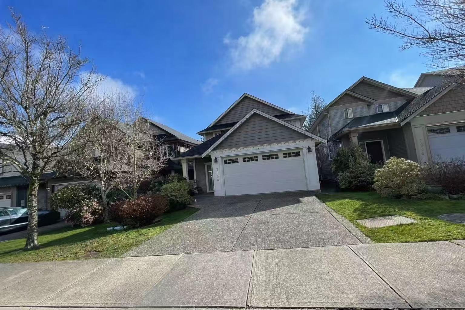 Basement 790x 211B STREET