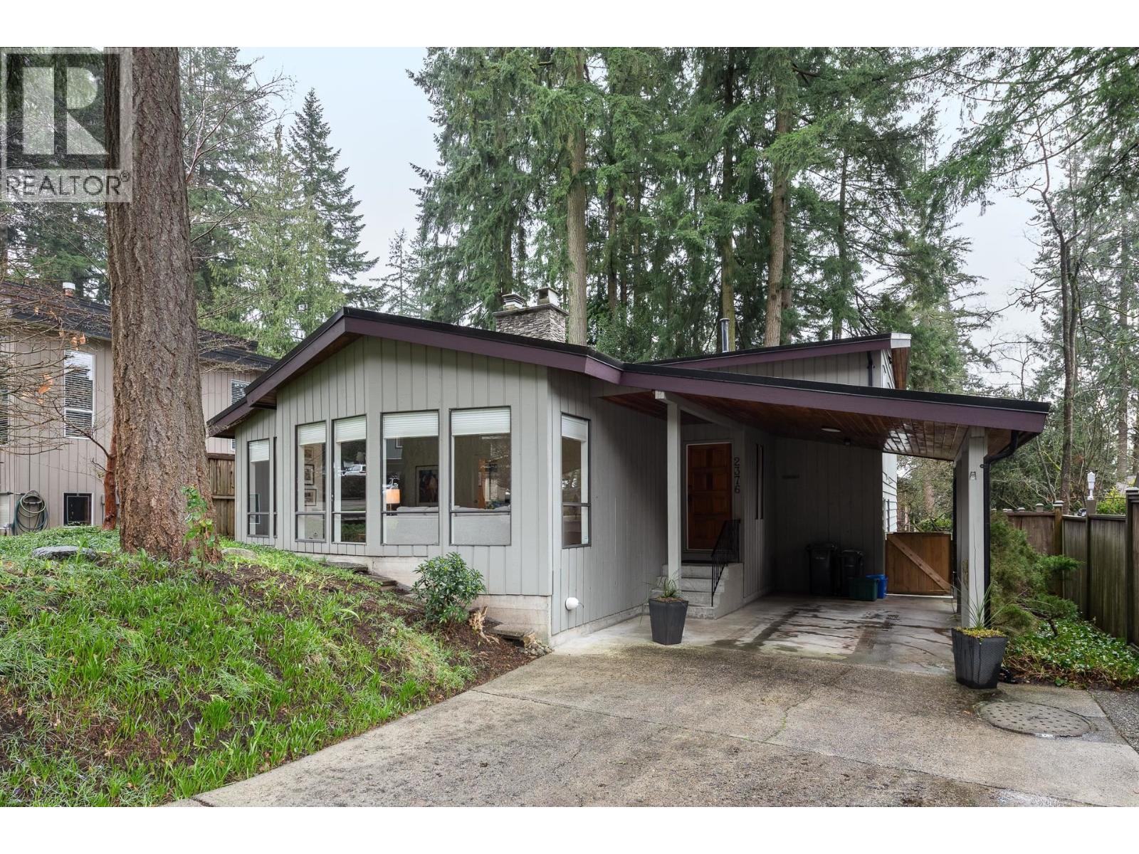 2376 KING ALBERT AVENUE