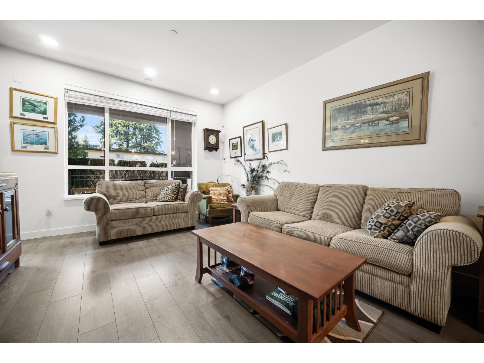 105 33540 MAYFAIR AVENUE