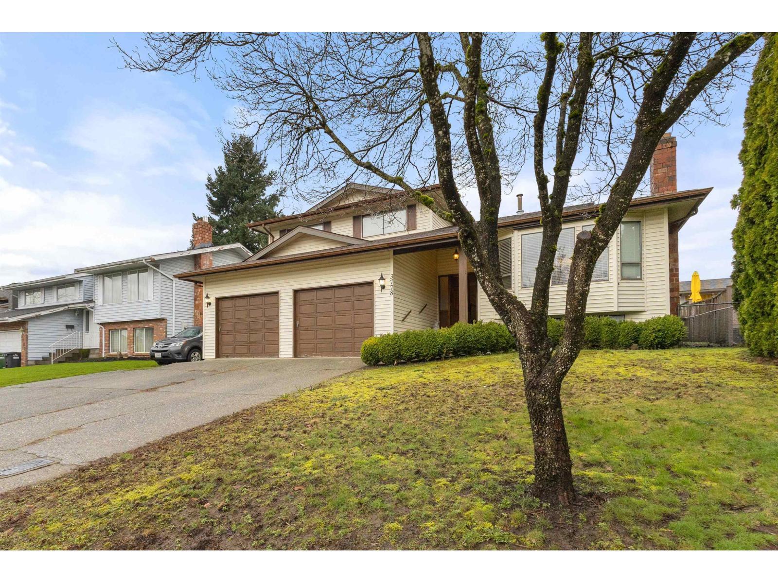 3778 NANAIMO CRESCENT