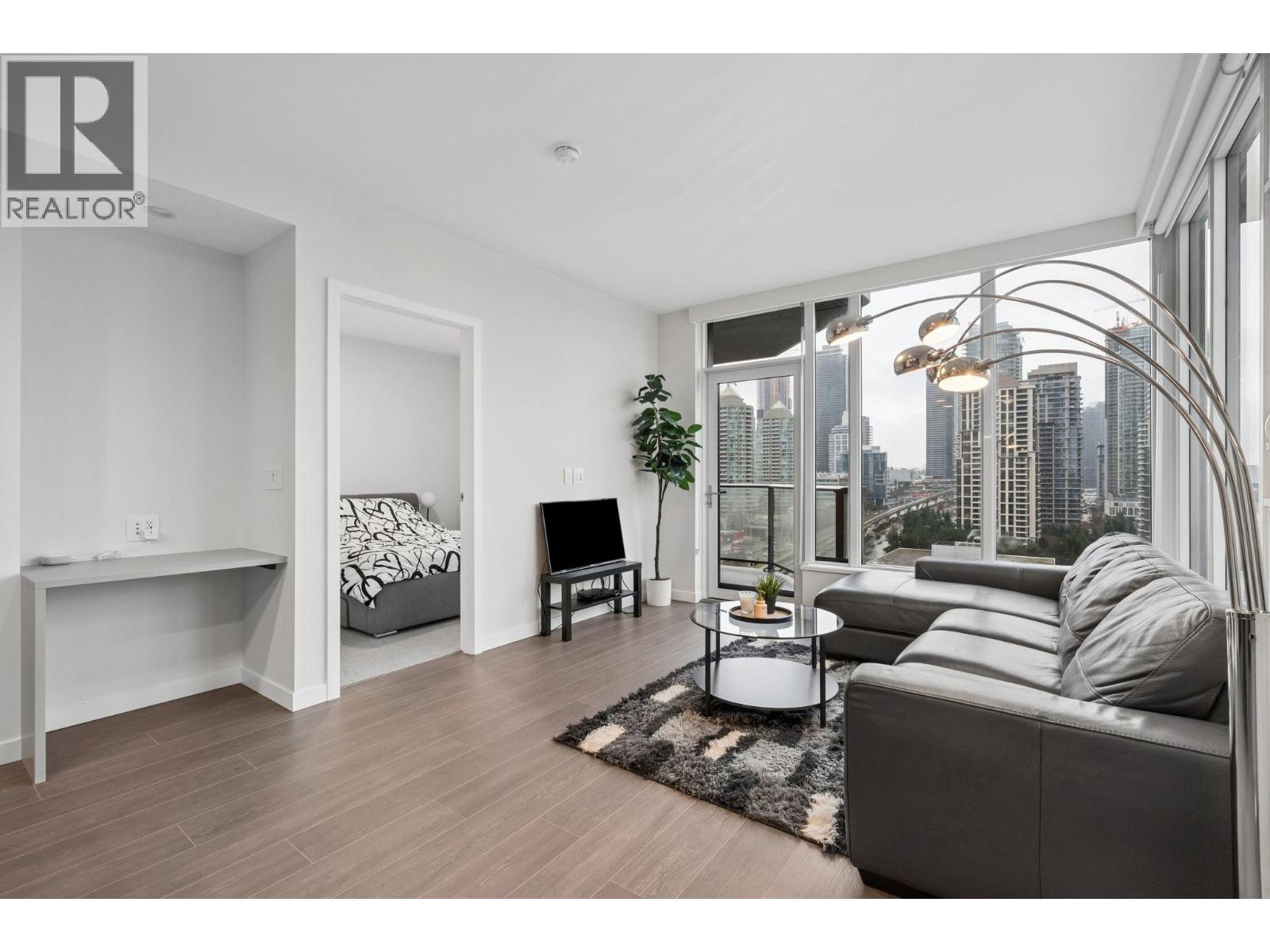 1410 4168 LOUGHEED HIGHWAY