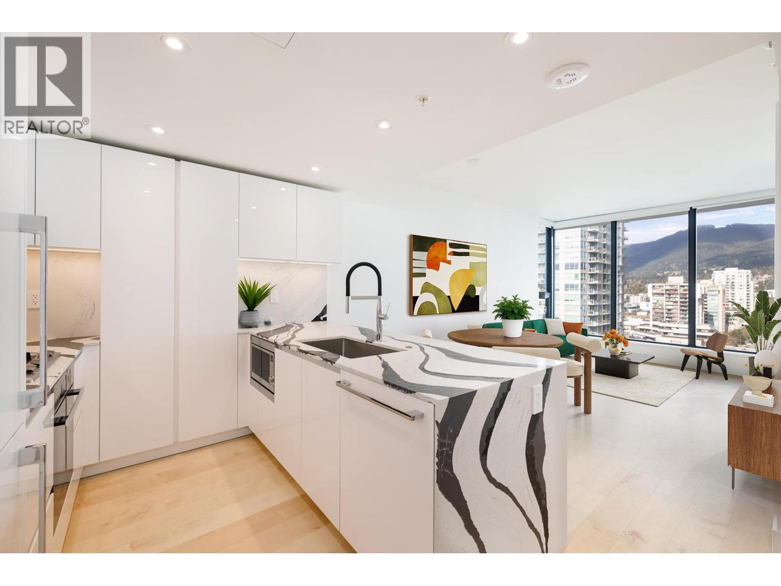 1307 135 E 13TH STREET