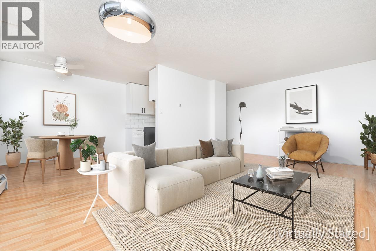 307 320 ROYAL AVENUE