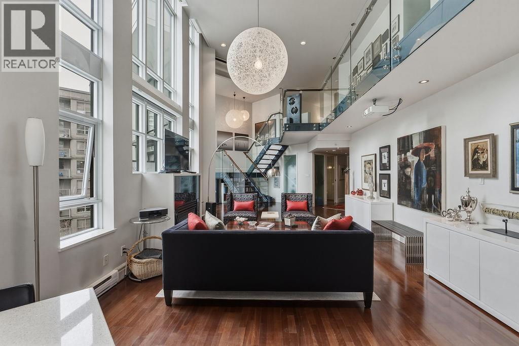 401 988 RICHARDS STREET