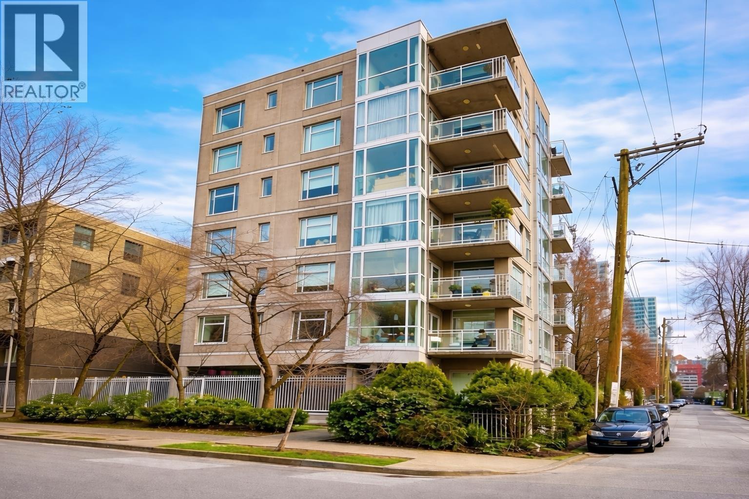 802 1150 BUTE STREET